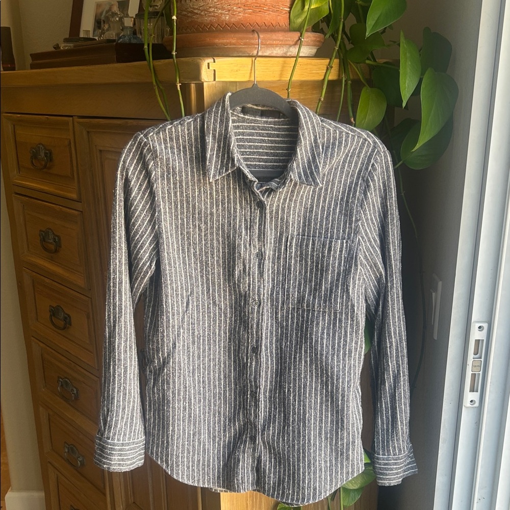 Jenni Kayne gray and cream Striped Shirt